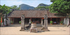 Quang Ngai car rental to Lao Cai is the thing you looking for? How far is Lao Cai Vietnam from Quang Ngai, Vietnam? How much is Quang Ngai car rental to Lao Cai? How many miles and how many kilometerse is it betwen Quang Ngai and Lao Cai?