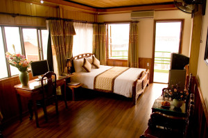 Tien Giang car rental to Binh Thuan is the thing you looking for? How far is Binh Thuan Vietnam from Tien Giang, Vietnam? How much is Tien Giang car rental to Binh Thuan? How many miles and how many kilometerse is it betwen Tien Giang and Binh Thuan?