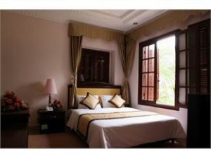 Tien Giang car rental to Hau Giang is the thing you looking for? How far is Hau Giang Vietnam from Tien Giang, Vietnam? How much is Tien Giang car rental to Hau Giang? How many miles and how many kilometerse is it betwen Tien Giang and Hau Giang?