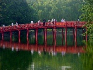 Tra Vinh car rental to Ca Mau is the thing you looking for? How far is Ca Mau Vietnam from Tra Vinh, Vietnam? How much is Tra Vinh car rental to Ca Mau? How many miles and how many kilometerse is it betwen Tra Vinh and Ca Mau?