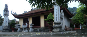 Tuyen Quang car rental to Quang Tri is the thing you looking for? How far is Quang Tri Vietnam from Tuyen Quang, Vietnam? How much is Tuyen Quang car rental to Quang Tri? How many miles and how many kilometerse is it betwen Tuyen Quang and Quang Tri?