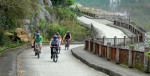 Vinh Long car rental to Cao Bang is the thing you looking for? How far is Cao Bang Vietnam from Vinh Long, Vietnam? How much is Vinh Long car rental to Cao Bang? How many miles and how many kilometerse is it betwen Vinh Long and Cao Bang?