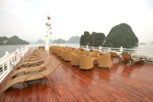 Vinh Long car rental to Dong Nai is the thing you looking for? How far is Dong Nai Vietnam from Vinh Long, Vietnam? How much is Vinh Long car rental to Dong Nai? How many miles and how many kilometerse is it betwen Vinh Long and Dong Nai?