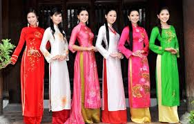 Vinh Long car rental to Gia Lai is the thing you looking for? How far is Gia Lai Vietnam from Vinh Long, Vietnam? How much is Vinh Long car rental to Gia Lai? How many miles and how many kilometerse is it betwen Vinh Long and Gia Lai?