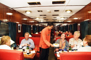 Vinh Long car rental to Quang Tri is the thing you looking for? How far is Quang Tri Vietnam from Vinh Long, Vietnam? How much is Vinh Long car rental to Quang Tri? How many miles and how many kilometerse is it betwen Vinh Long and Quang Tri?