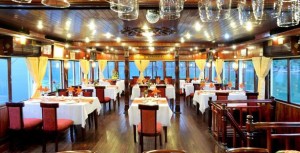 Halong Majestic cruise restaurant with many international and Vietnamese dishes