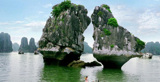 places to visit in Halong Bay 04