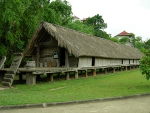 How much is Hanoi car rental to Tuyen Quang ? Get the distance below, and look at the map. If we can drive from Hanoi to Tuyen Quang . The map will show you how to drive from