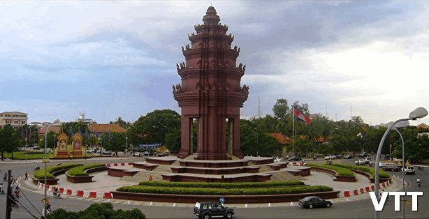 INDEPENDENCE MONUMENT Phnom Penh is a top Place to visit in Phnom Penh Cambodia