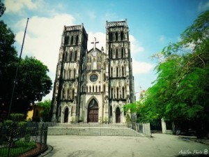 Saigon Car Rental to An Giang is the thing you looking for? How far is Saigon Vietnam from An Giang, Vietnam? How much is Saigon car rental to An Giang? How many miles and how many kilometerse is it betwen Saigon and An Giang?