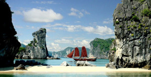 Saigon Car Rental to Dak Lak is the thing you looking for? How far is Saigon Vietnam from Dak Lak, Vietnam? How much is Saigon car rental to Dak Lak? How many miles and how many kilometerse is it betwen Saigon and Dak Lak?