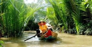 Saigon Car Rental to Dak Nong is the thing you looking for? How far is Saigon Vietnam from Dak Nong, Vietnam? How much is Saigon car rental to Dak Nong? How many miles and how many kilometerse is it betwen Saigon and Dak Nong?