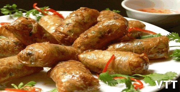 Vietnamese Fried Spring Rolls can taste much better with a good dipping sauce