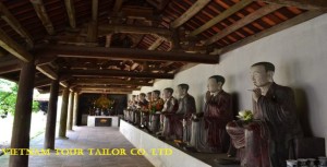 Bac Kan car rental to Hai Duong is the thing you looking for? How far is Bac Kan, Vietnam from Hai Duong, Vietnam? How many miles and how many kilometers is it between Hai Duong and Bac Kan?
