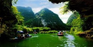 Hai Phong car rental to Ho Chi Minh