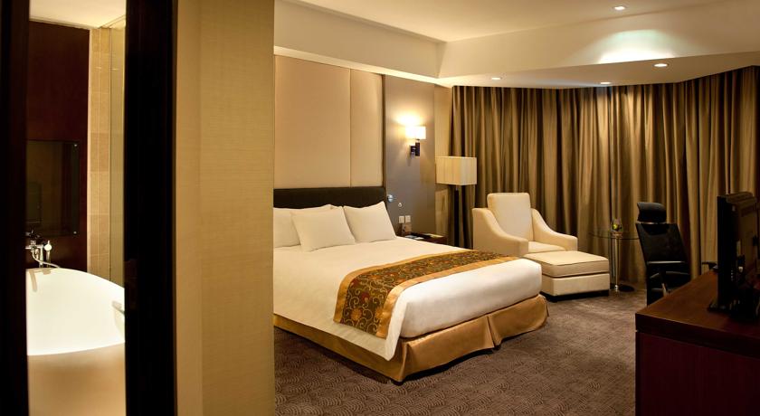 Crowne Plaza West Hanoi 4962