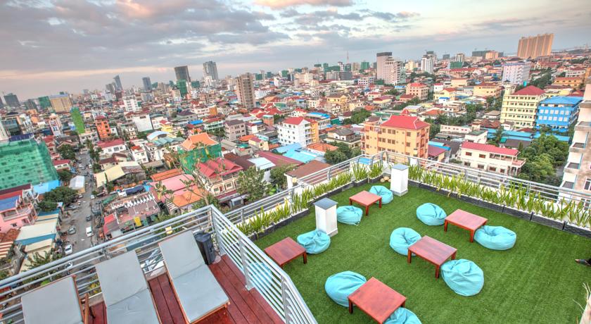 Colina Boutique Hotel & Breezy Sky Bar 1