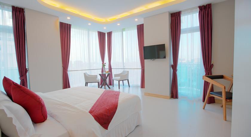 Colina Boutique Hotel & Breezy Sky Bar 31