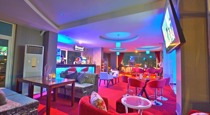 Colina Boutique Hotel & Breezy Sky Bar 5
