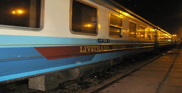 livitrans train Sapa Hanoi